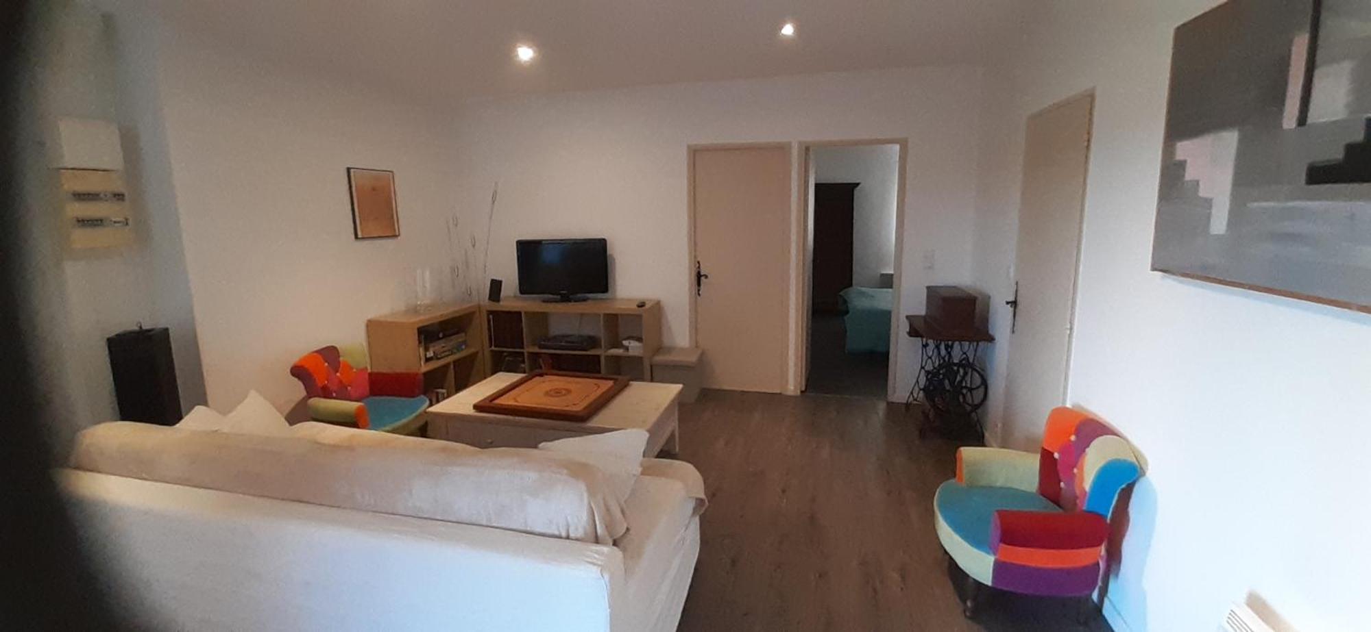 Le Gite Des Cinq Cepages Fréjus Exteriör bild